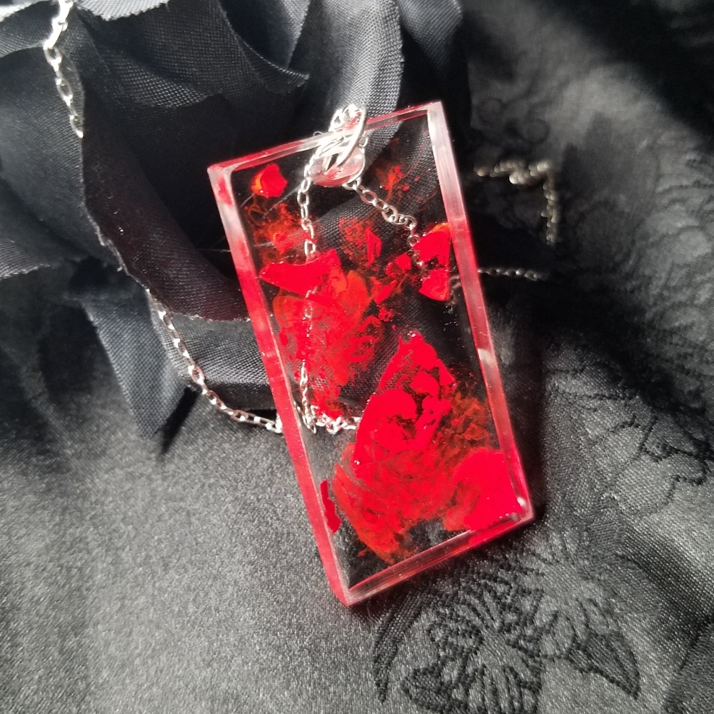 Bloody Glass Shards Necklace